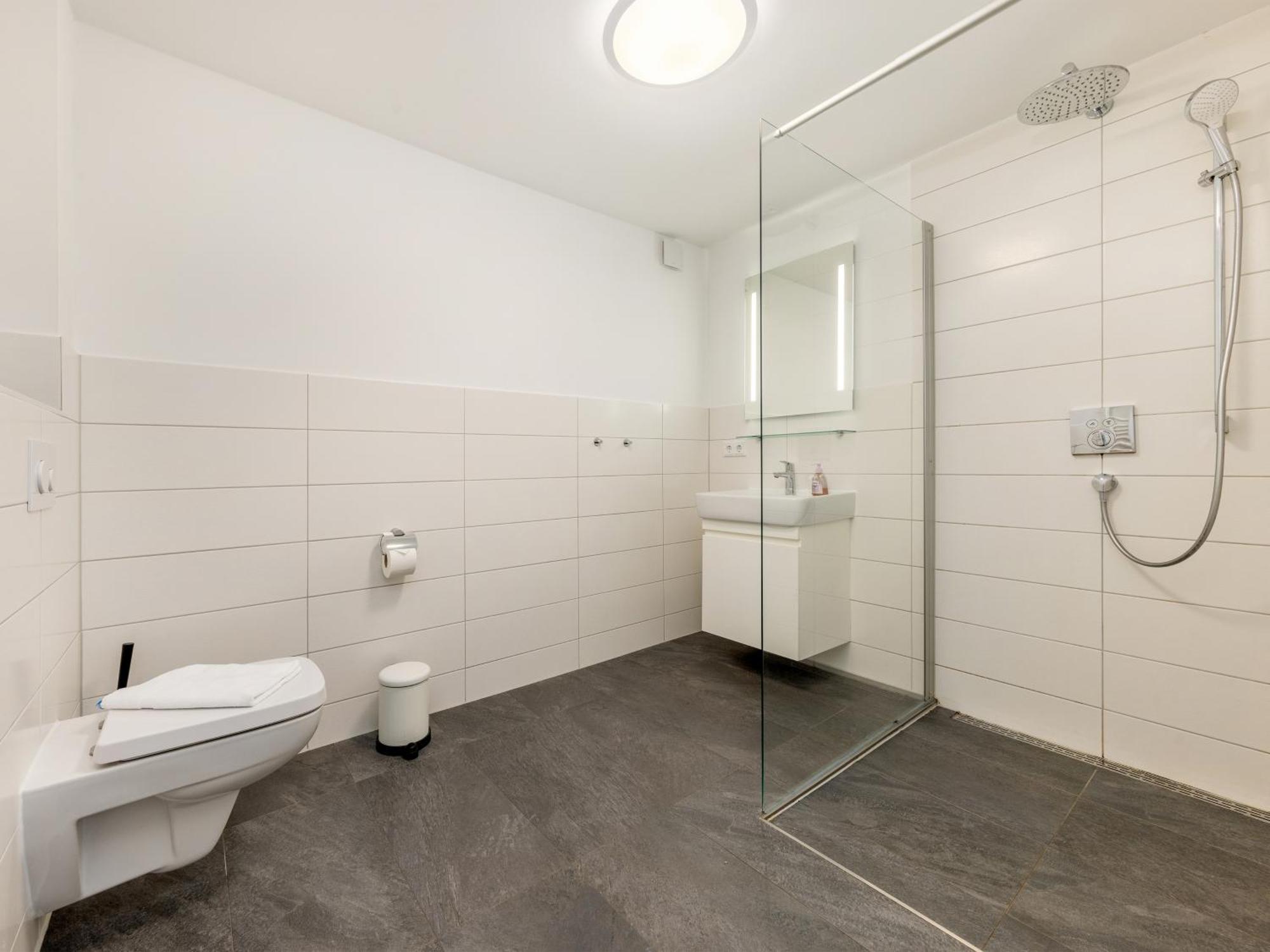 Ferienwohnung Meeresrauschen In Der Residenz Clara Sophia Binz Zewnętrze zdjęcie